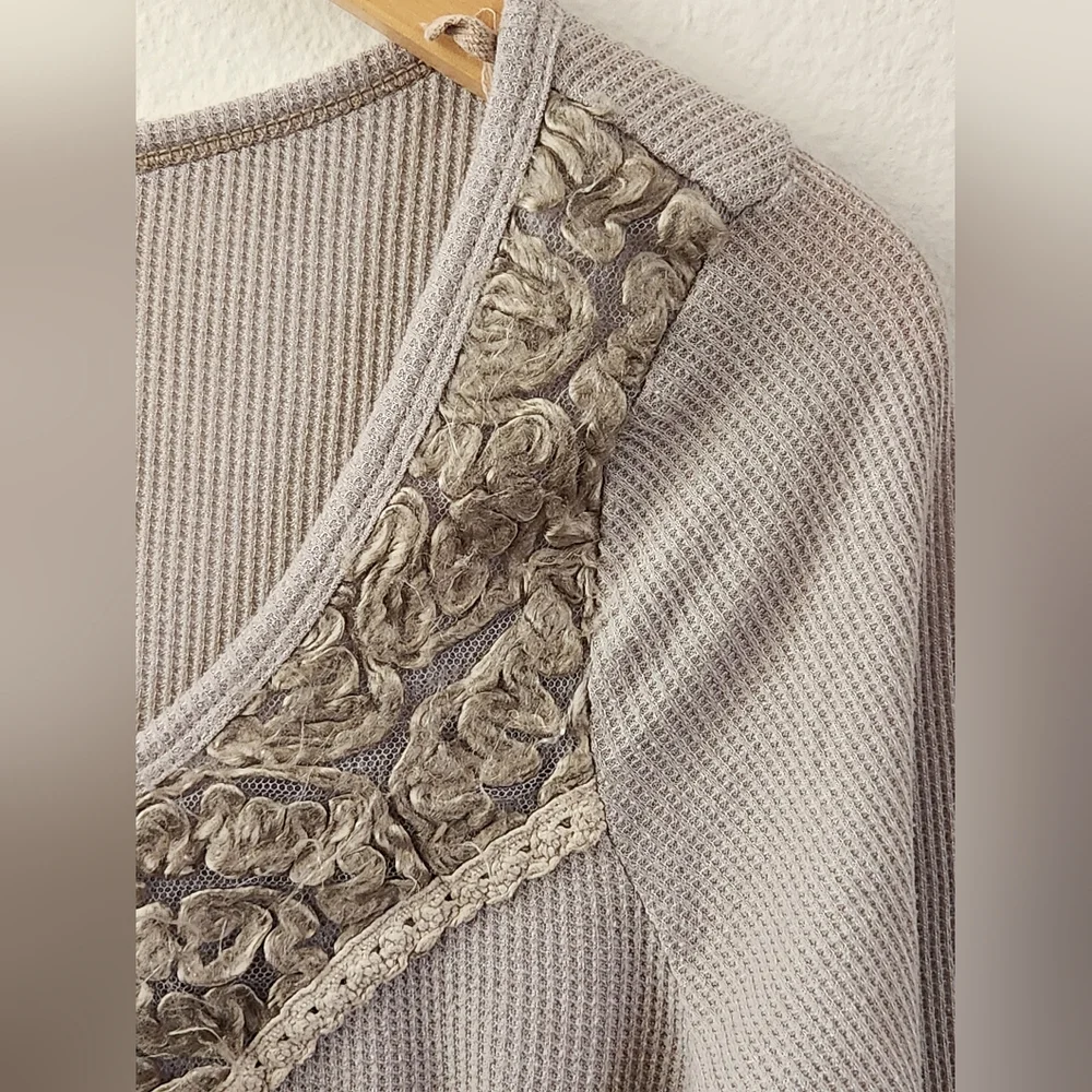 Free People Diego Thermal Top Long Sleeve Fuzzy Yarn Cozy Waffle Knit Gray Large
